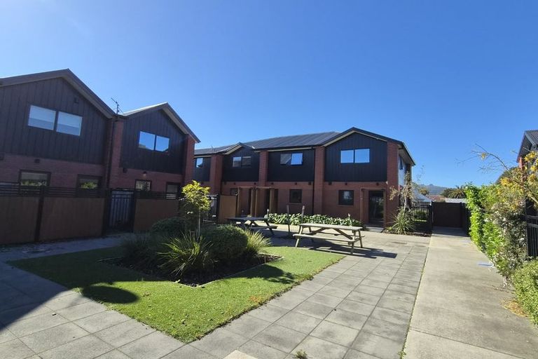 Photo of property in 4/12 Biddle Crescent, Taita, Lower Hutt, 5011