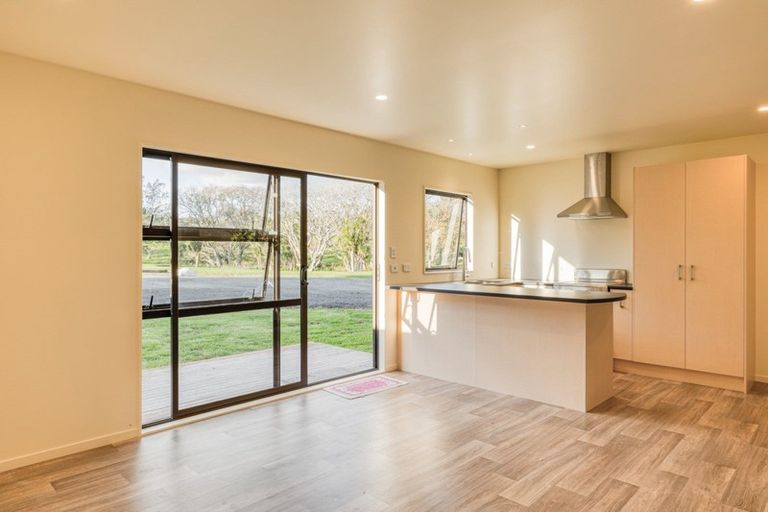 Photo of property in 12 Brookvale Lane, Taupaki, Henderson, 0782