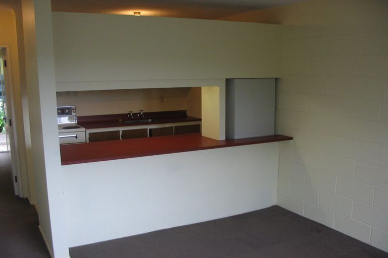 Photo of property in 2/219 Grant Road, Thorndon, Wellington, 6011