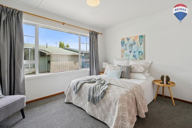 Photo of property in 87a Main Road, Wainuiomata, Lower Hutt, 5014