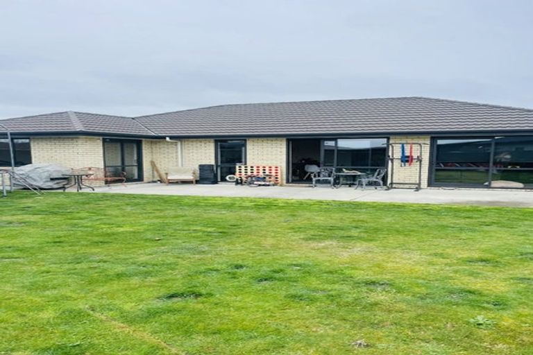 Photo of property in 6 Nga Tupuna Street, Pegasus, 7612