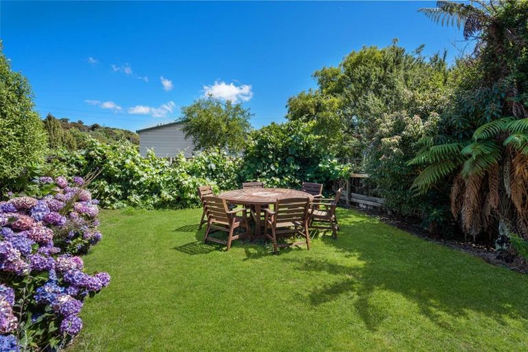 Photo of property in 11 Arthur Road, Owaka, 9585