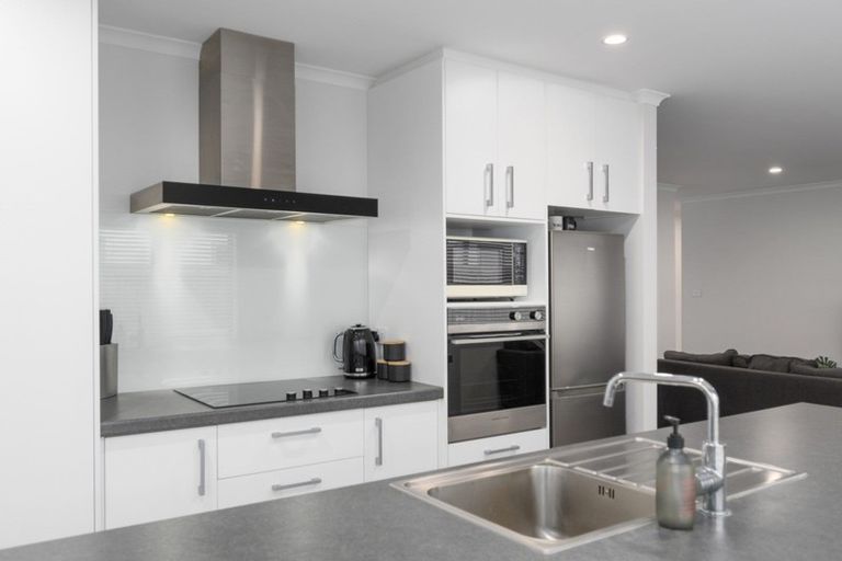 Photo of property in 117 Penetaka Heights, Pyes Pa, Tauranga, 3112