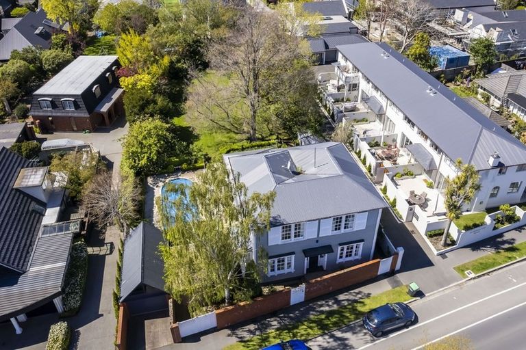 Photo of property in 54 Fendalton Road, Fendalton, Christchurch, 8014