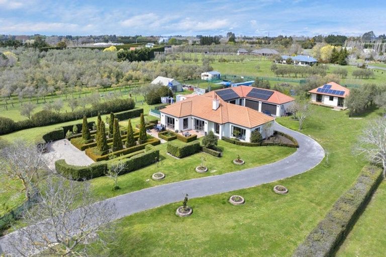 Photo of property in 38 Sillano Place, Ohoka, Kaiapoi, 7692