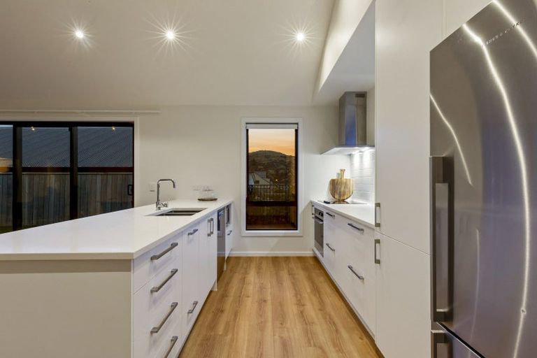 Photo of property in 45 Bannister Street, Jacks Point, Queenstown, 9371