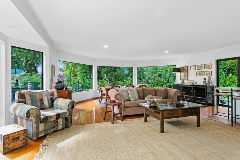 Photo of property in 28 Te Kopua Street, Acacia Bay, Taupo, 3330