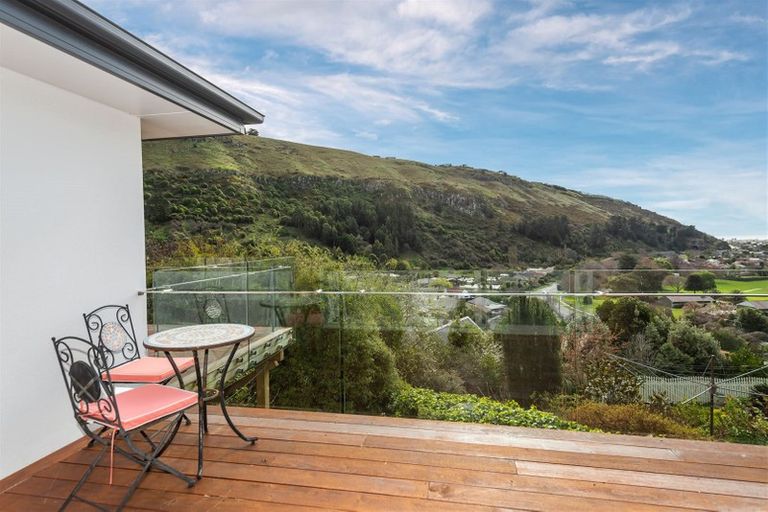 Photo of property in 26 Ocean View Terrace, Sumner, Christchurch, 8081