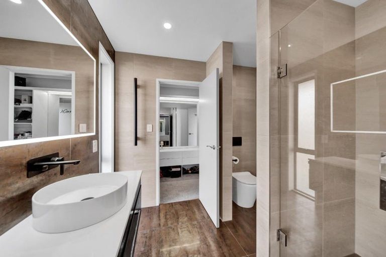 Photo of property in 33 Honeyfield Drive, Whalers Gate, New Plymouth, 4310