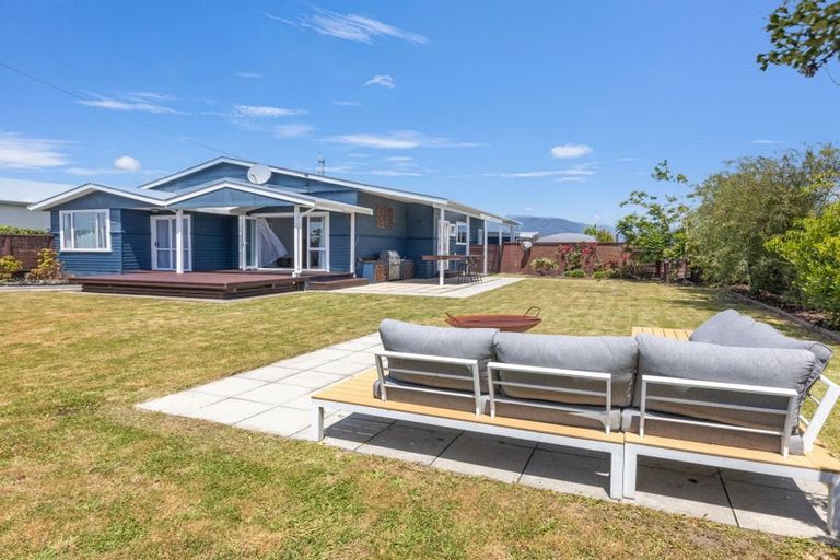 Photo of property in 10 Orowaiti Road, Westport, 7825