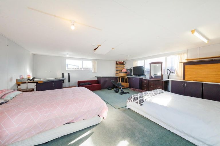 Photo of property in 181a Bridge Street, Bulls, 4818