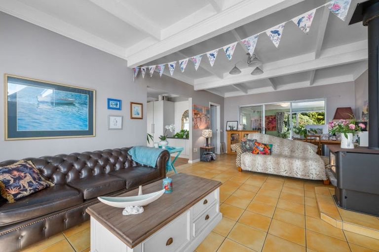 Photo of property in 104 Rarangi Beach Road, Rarangi, Blenheim, 7273