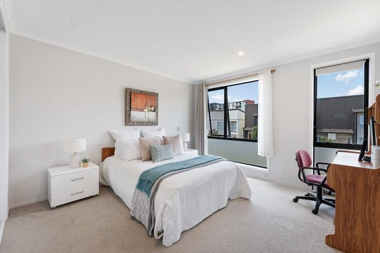 Photo of property in 19 Eyton Kay Road, Hobsonville, Auckland, 0616