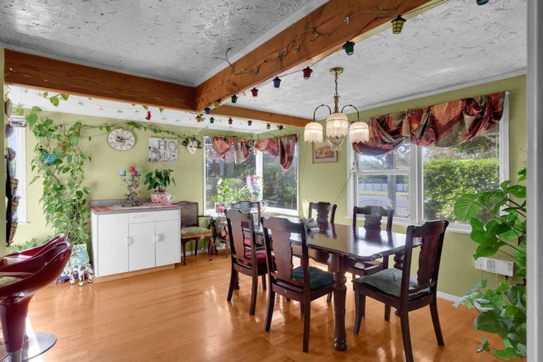 Photo of property in 60 Kawaha Point Road, Kawaha Point, Rotorua, 3010