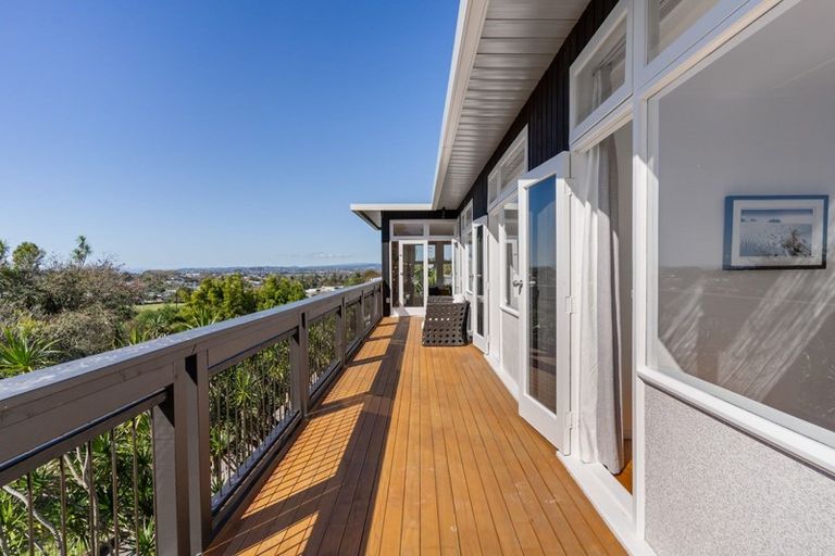 Photo of property in 12 Felton Mathew Avenue, St Johns, Auckland, 1072