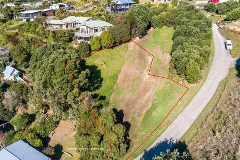 Photo of property in 66g Pa Road, Hahei, Whitianga, 3591