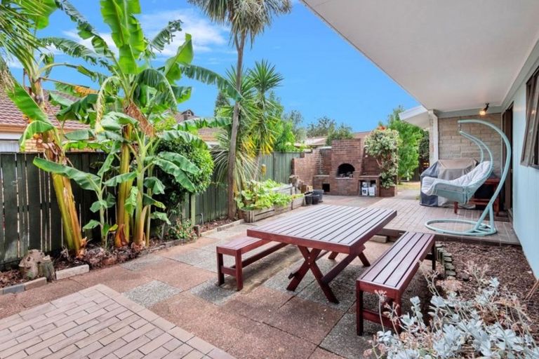 Photo of property in 29 Lakeside Drive, Pahurehure, Papakura, 2113