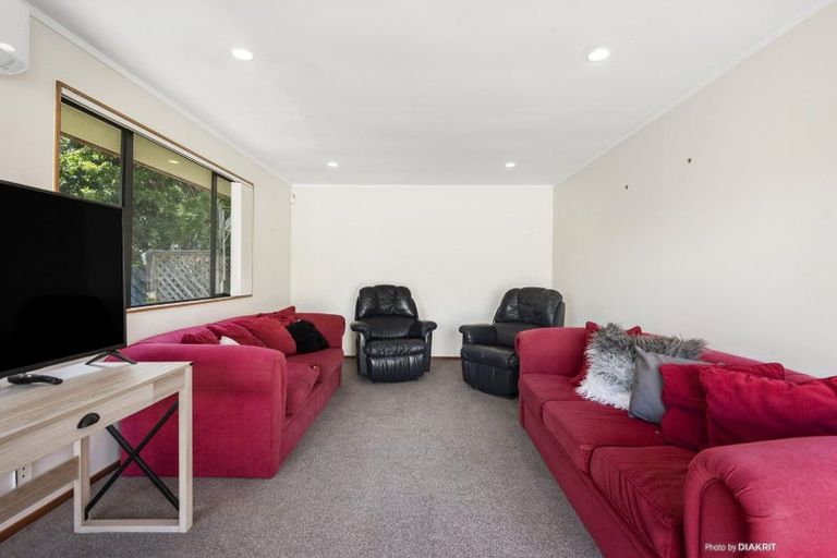 Photo of property in 2a Bay Lair Grove, Island Bay, Wellington, 6023