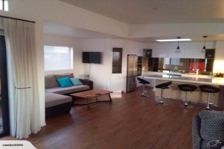 Photo of property in 33 Coast Boulevard, Papamoa Beach, Papamoa, 3118