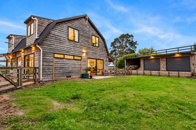 Photo of property in 258 Stoney Creek Road, Kaukapakapa, 0873