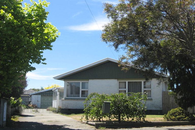 Photo of property in 6 Gilwell Street, Burwood, Christchurch, 8083