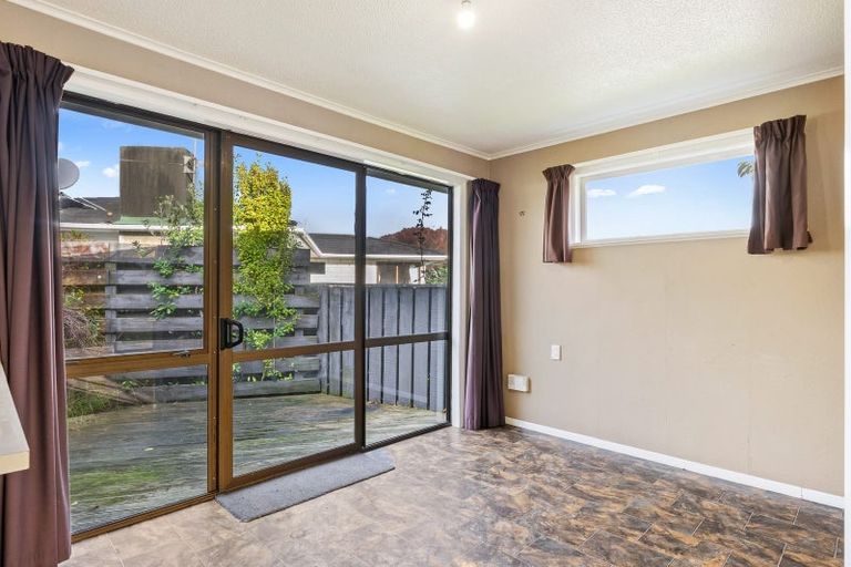 Photo of property in 23 Mazengarb Road, Paraparaumu Beach, Paraparaumu, 5032