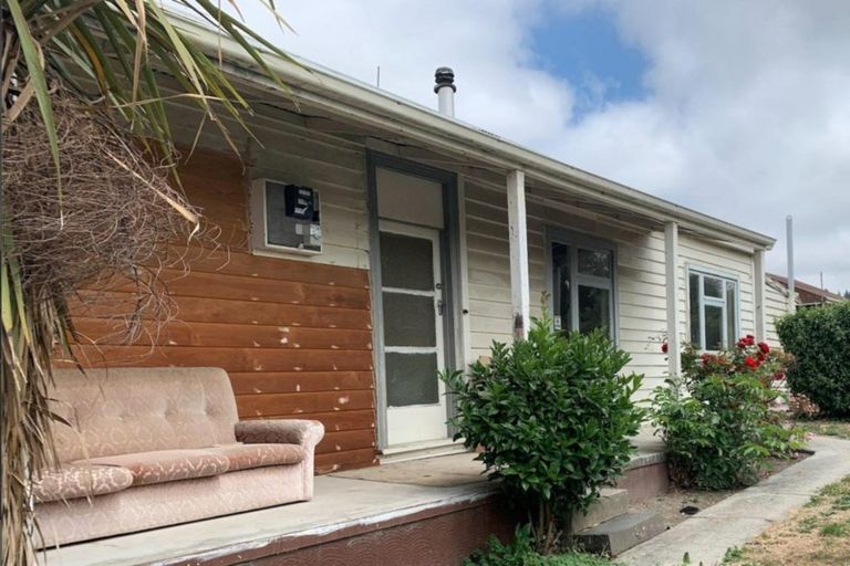 Photo of property in 42 Wilson Street, Geraldine, 7930