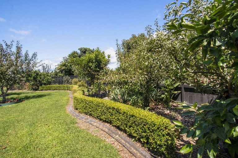 Photo of property in 2 Bransley Grove, Katikati, 3129