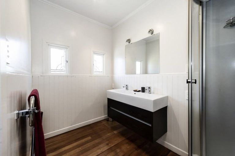 Photo of property in 5 Dalethorpe Avenue, Fairfield, Hamilton, 3214