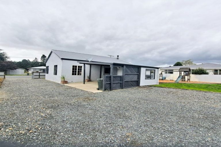 Photo of property in 7 Manse Street, Clinton, 9534