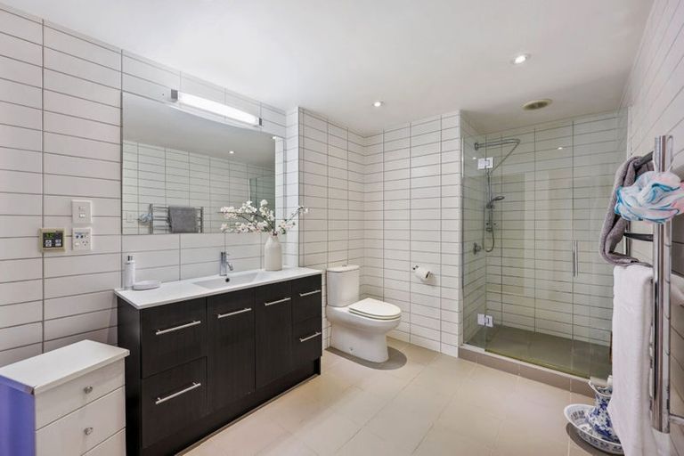 Photo of property in 188 Prince Regent Drive, Farm Cove, Auckland, 2012