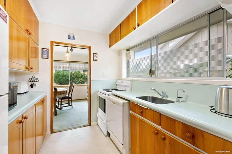 Photo of property in 2/25 Mccrystal Avenue, Bucklands Beach, Auckland, 2012