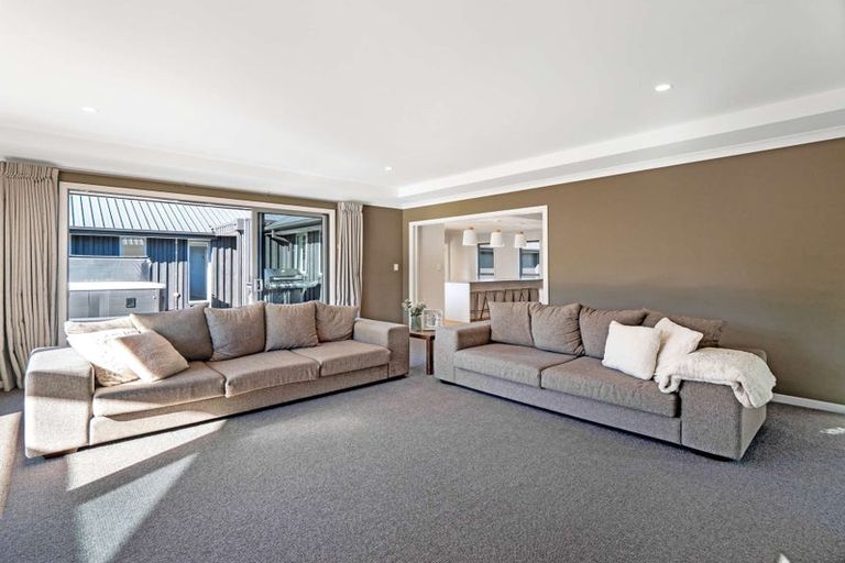 Photo of property in 14 Carrick Place, Rolleston, 7614