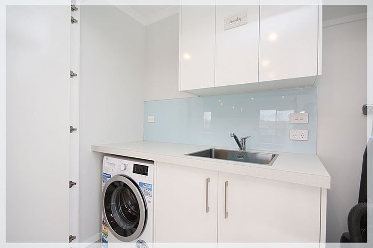 Photo of property in 26a Johnston Street, Foxton, 4814