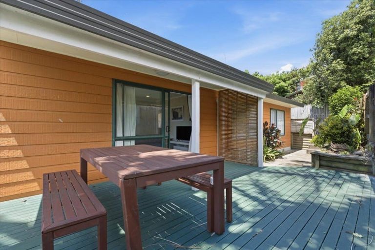 Photo of property in 11 D'urville Way, Welcome Bay, Tauranga, 3112