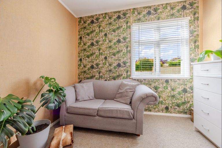 Photo of property in 1/7 Burness Road, Greenmeadows, Napier, 4112