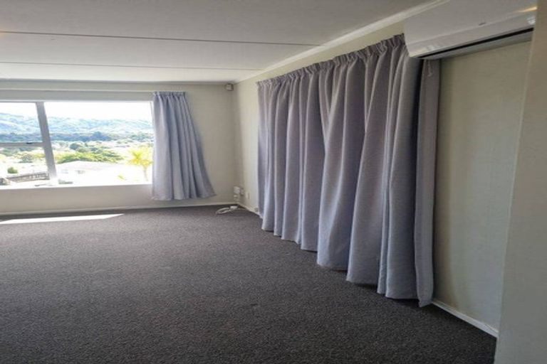 Photo of property in 16 Tyrone Grove, Wainuiomata, Lower Hutt, 5014