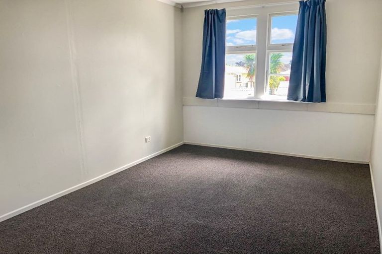Photo of property in 19 Ruapehu Street, Castlecliff, Wanganui, 4501