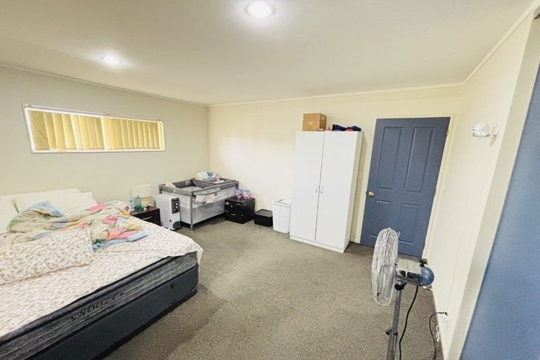 Photo of property in 23a Grove Road, Papakura, 2110
