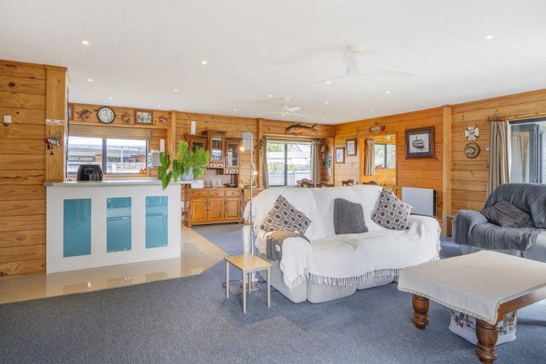 Photo of property in 6 Kudu Drive, Whitianga, 3510