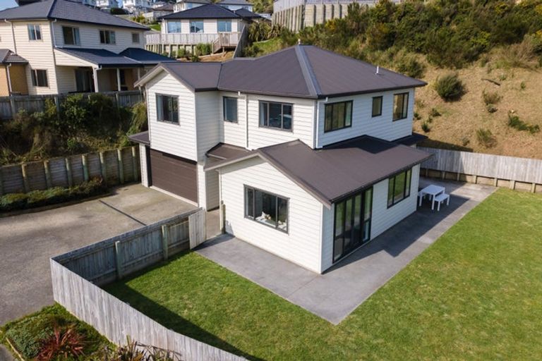 Photo of property in 36 Havana Rise, Grenada Village, Wellington, 6037