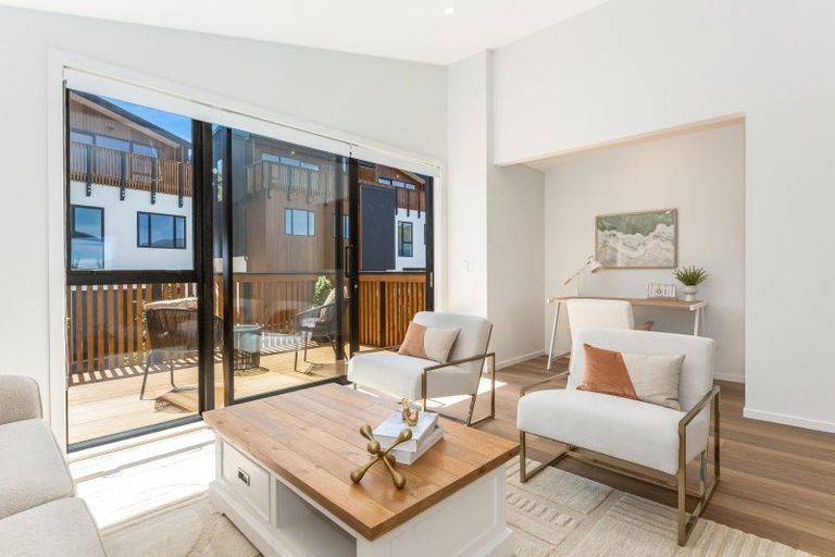 Photo of property in 6 Stockden Place, Karori, Wellington, 6012