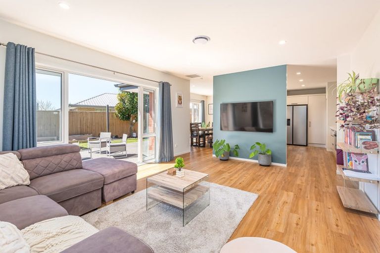 Photo of property in 8 Fernham Way, Rolleston, 7615