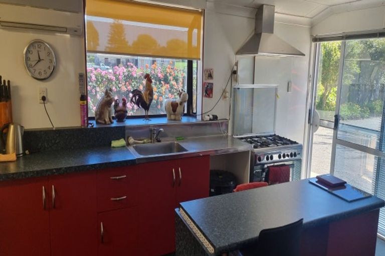 Photo of property in 3a Mcleavey Road, Ohau, Levin, 5570