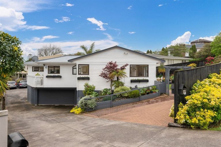 Photo of property in 1/16 Gills Road, Bucklands Beach, Auckland, 2014