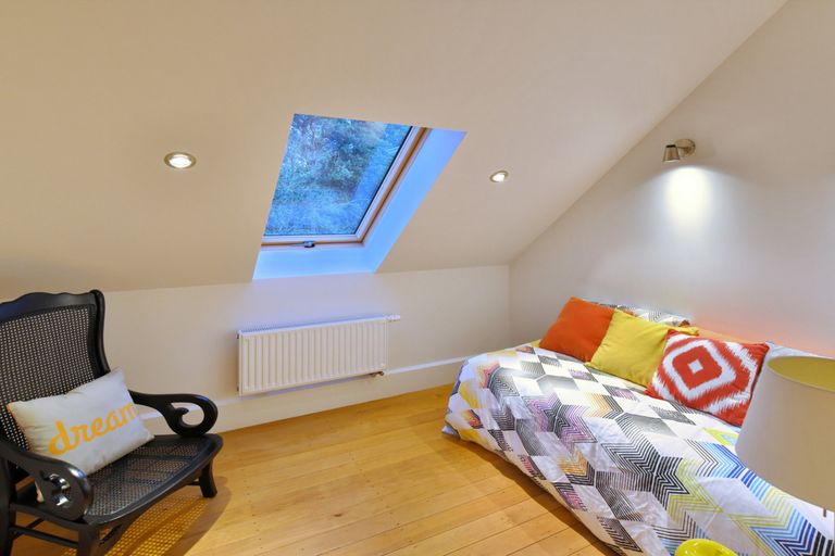 Photo of property in 103 Hackthorne Road, Cashmere, Christchurch, 8022