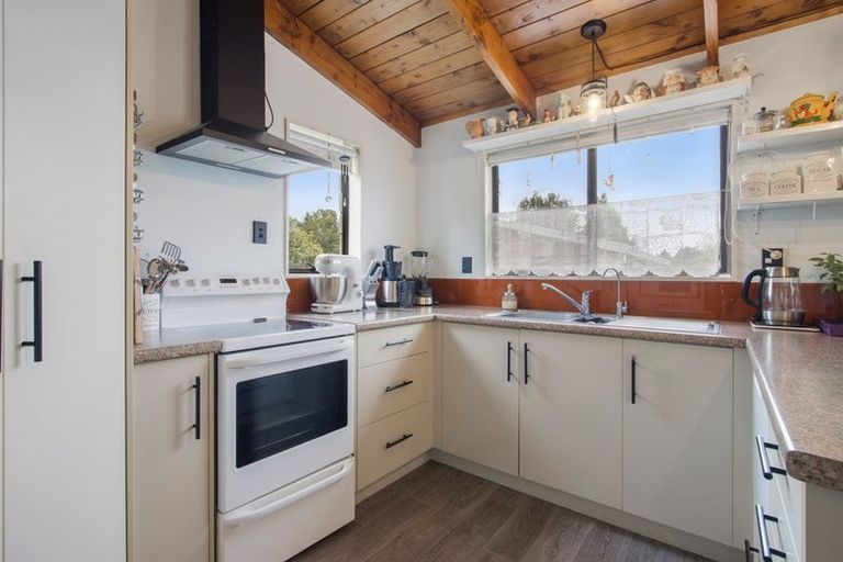 Photo of property in 2/33 Kea Street, Katikati, 3129