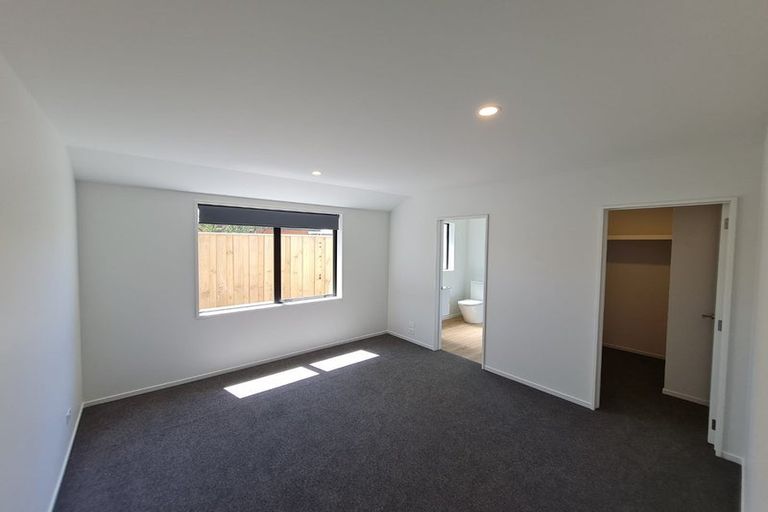 Photo of property in 22 Eileen Way, Rolleston, 7615