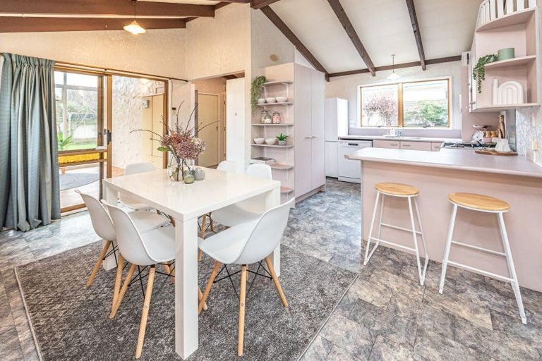 Photo of property in 99 Fitzherbert Avenue, Tawhero, Whanganui, 4501