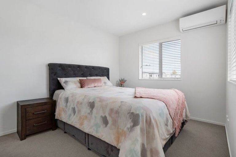 Photo of property in 57 Divide Loop, Takanini, 2112